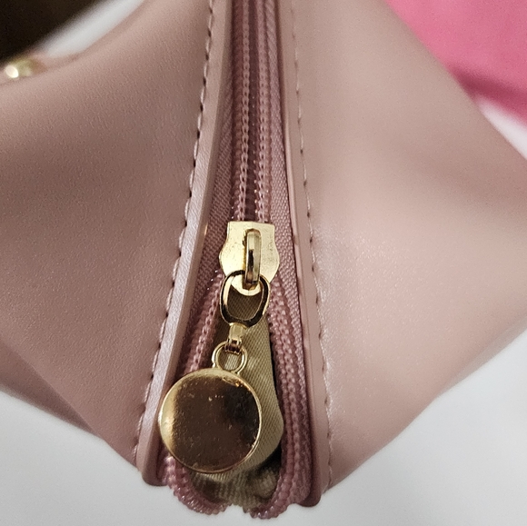 Rose of No Man’s Land Zipper Makeup Pouch Travel Bag NWOT - Picture 4 of 5